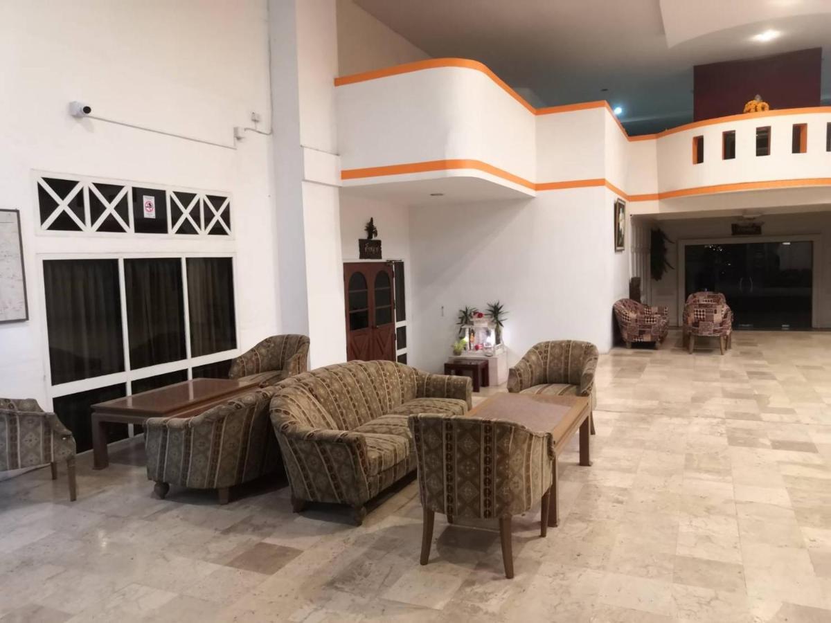 Supanich Condo Opposite The Train Station Chiangmai Τσιάνγκ Μάι Εξωτερικό φωτογραφία