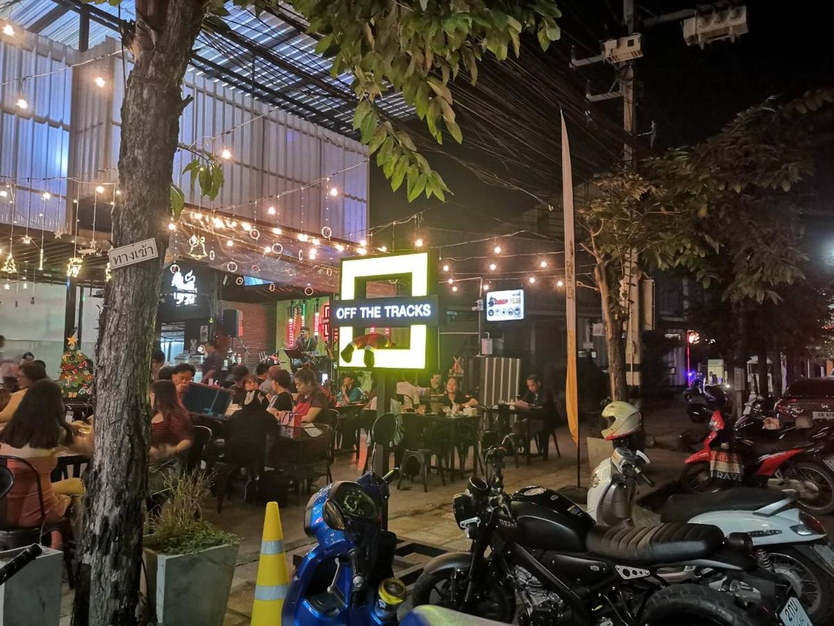 Supanich Condo Opposite The Train Station Chiangmai Τσιάνγκ Μάι Εξωτερικό φωτογραφία